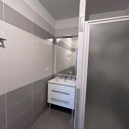 Appartement Cosy Bien Situe 3 Ou 4 Personnes